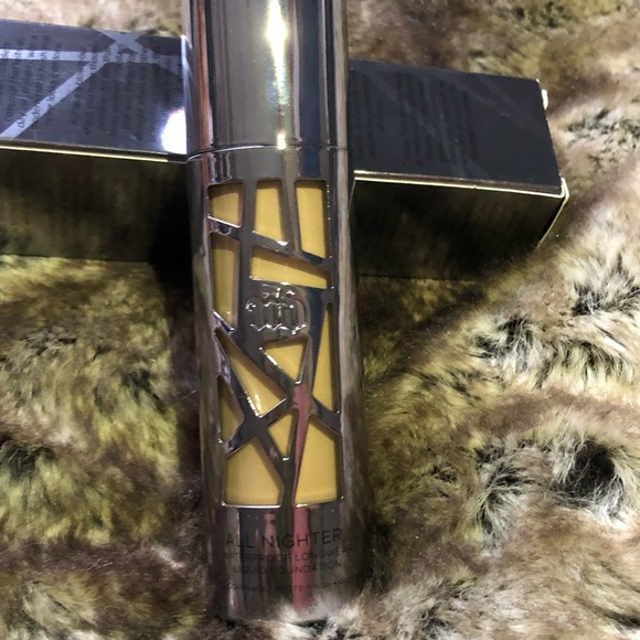 URBAN DECAY ALL NIGHTER LIQUID FOUNDATION (6.0) - Picture 4 of 5